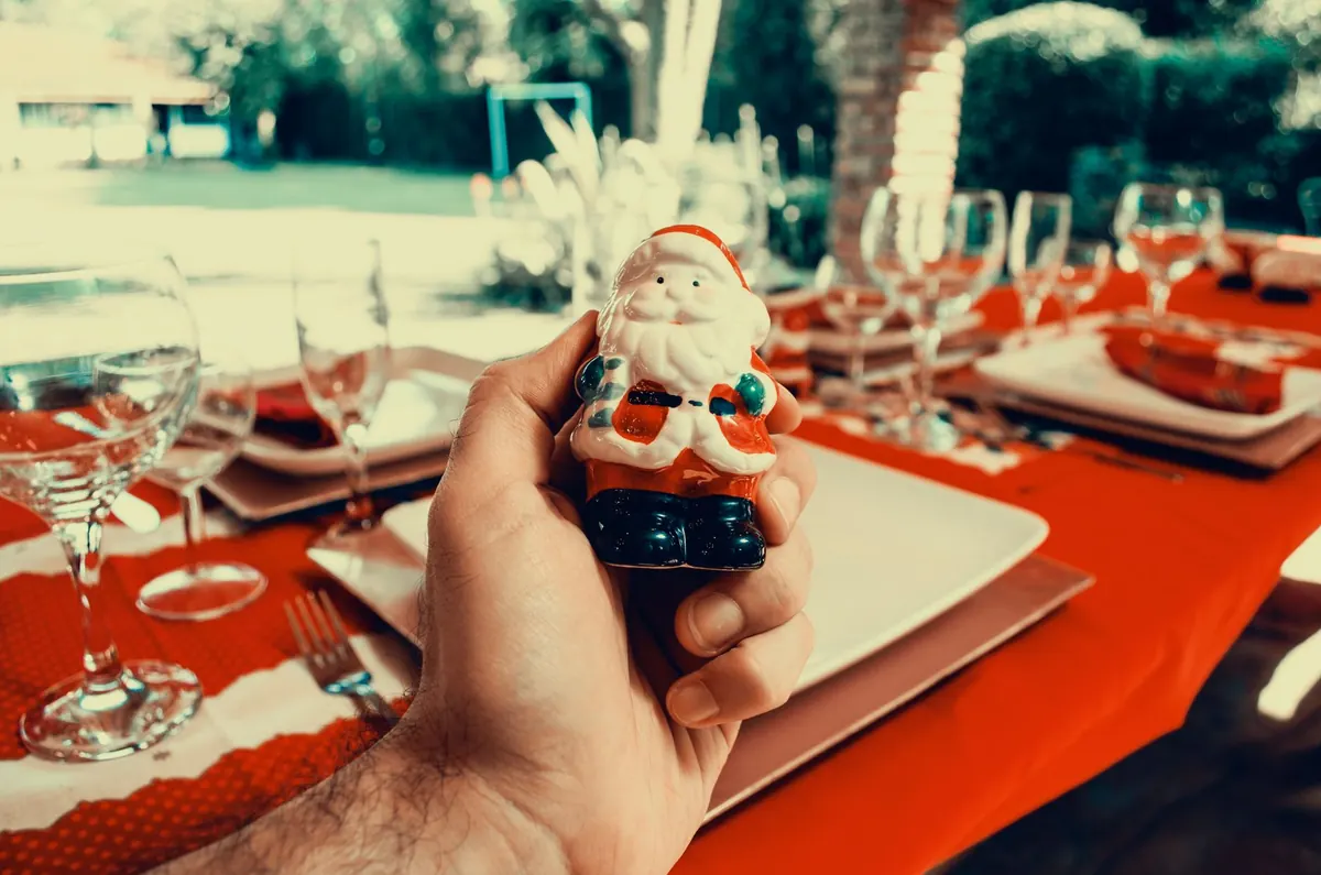 A Seasonal Checklist: Which Wines to Open, Gift and Hold This Christmas